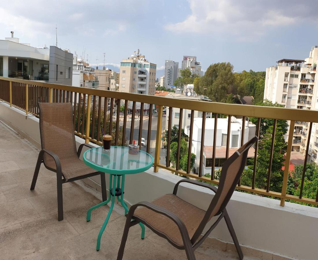 Nex Hostel Nikosia Bagian luar foto